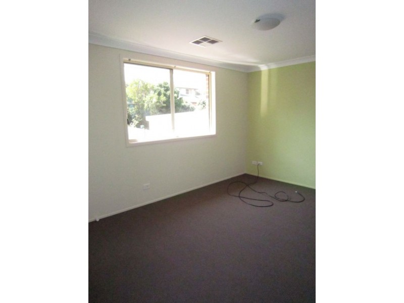 19 Lasseter Avenue, Chifley NSW 2036