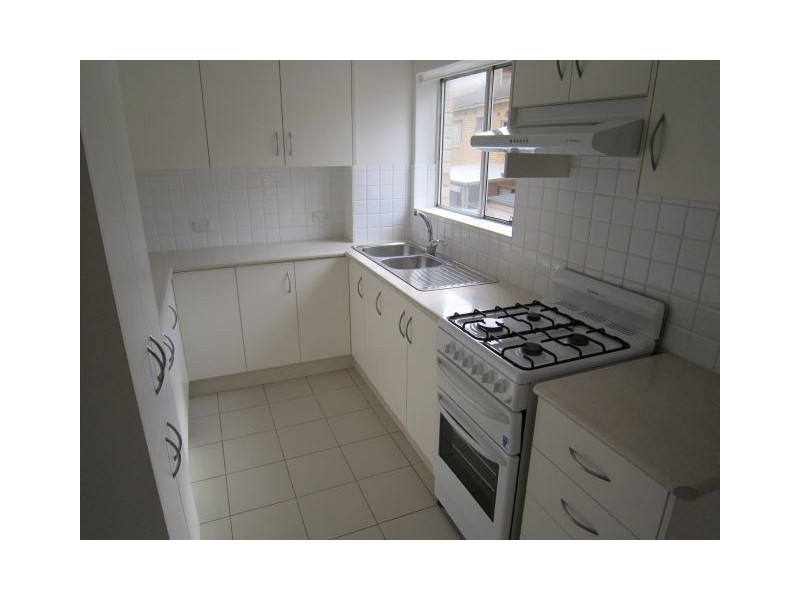 8/18 Evans Avenue, Eastlakes NSW 2018