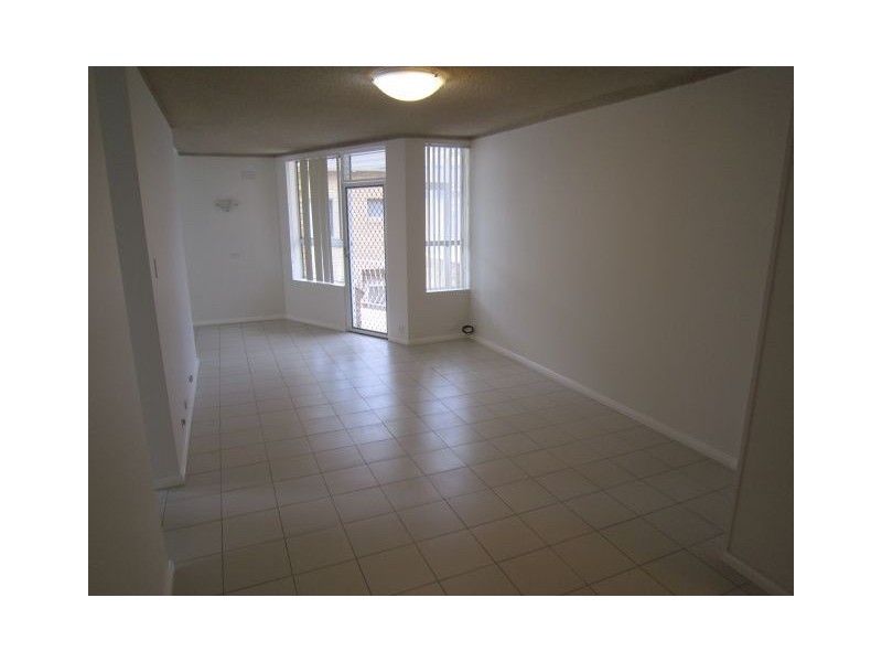 8/18 Evans Avenue, Eastlakes NSW 2018