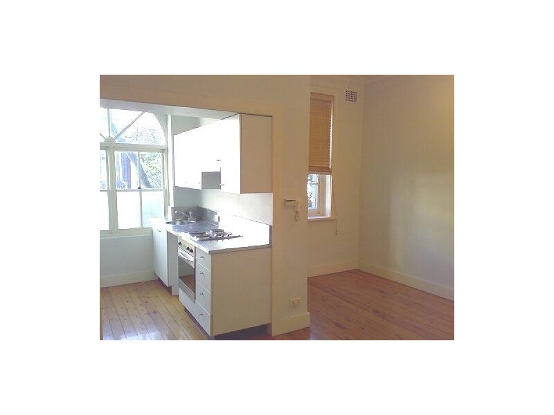 4/10 Hughes Street, Potts Point NSW 2011