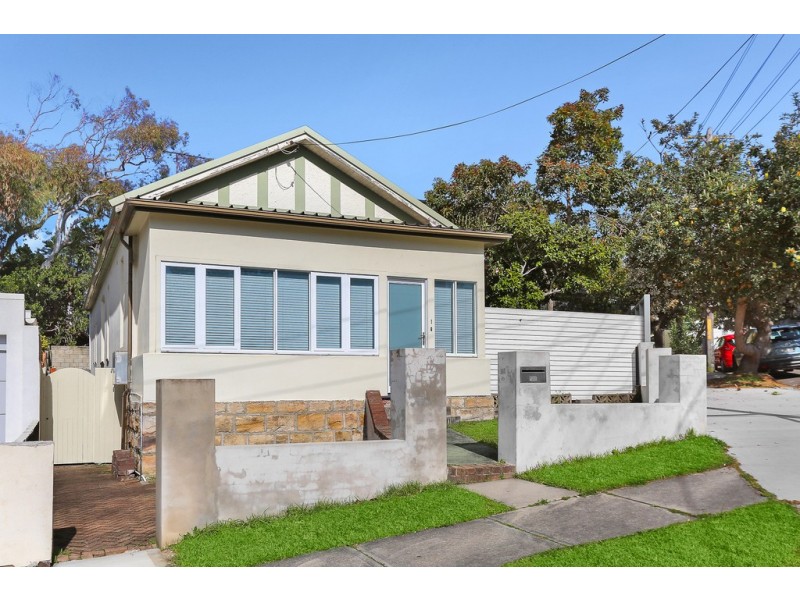 1 Dans Avenue, Coogee NSW 2034