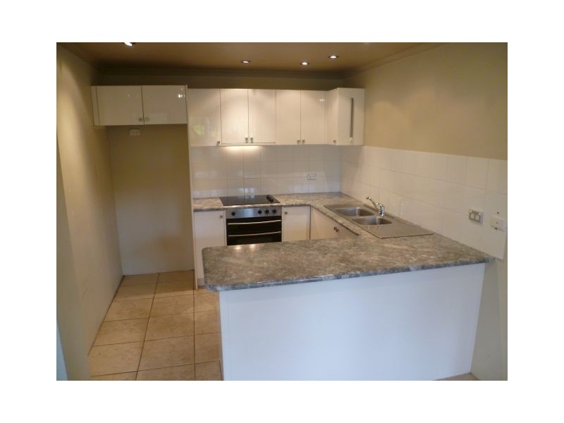 1/9 New Orleans Crescent, Maroubra NSW 2035