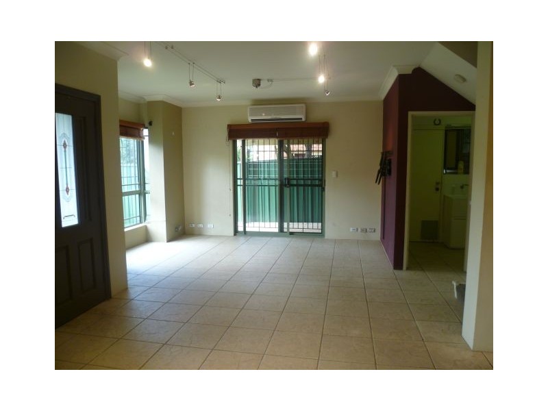 1/9 New Orleans Crescent, Maroubra NSW 2035