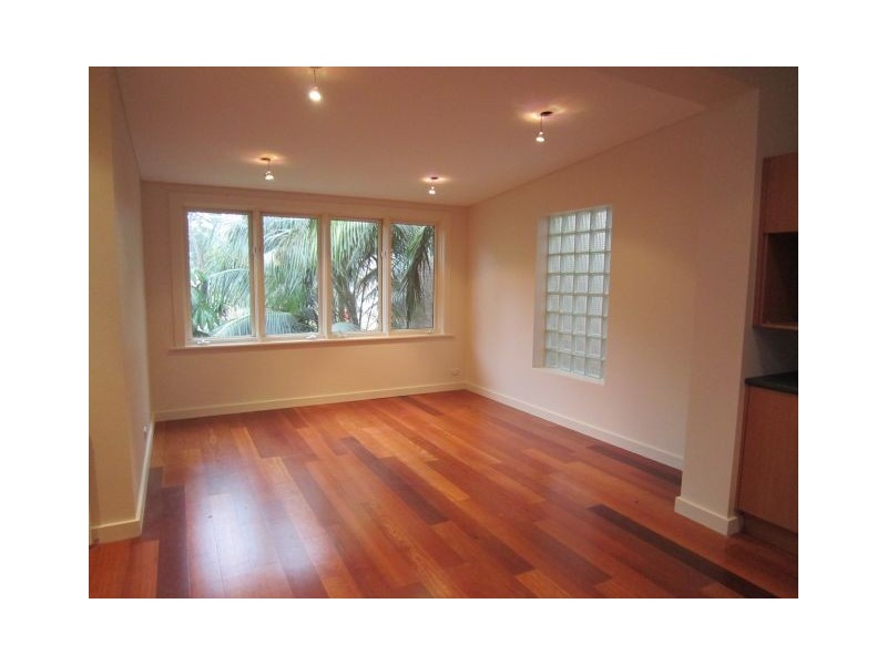 2/44 Beach Road, Bondi Beach NSW 2026