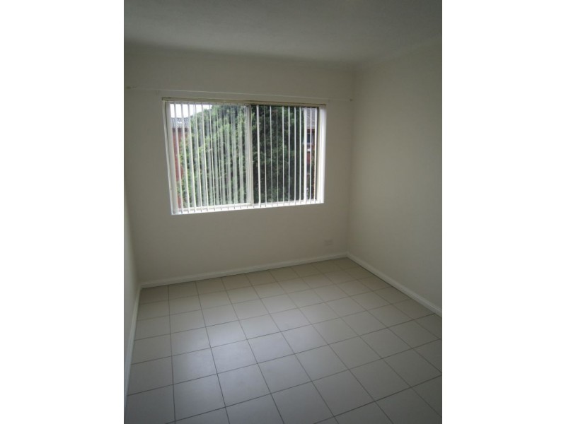 10/1A  Mascot Drive, Eastlakes NSW 2018