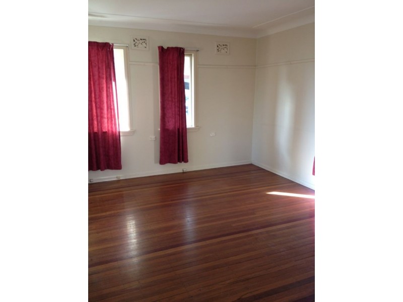 68  Lasseter Avenue, Chifley NSW 2036