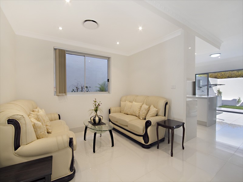 41 Universal Street, Eastlakes NSW 2018