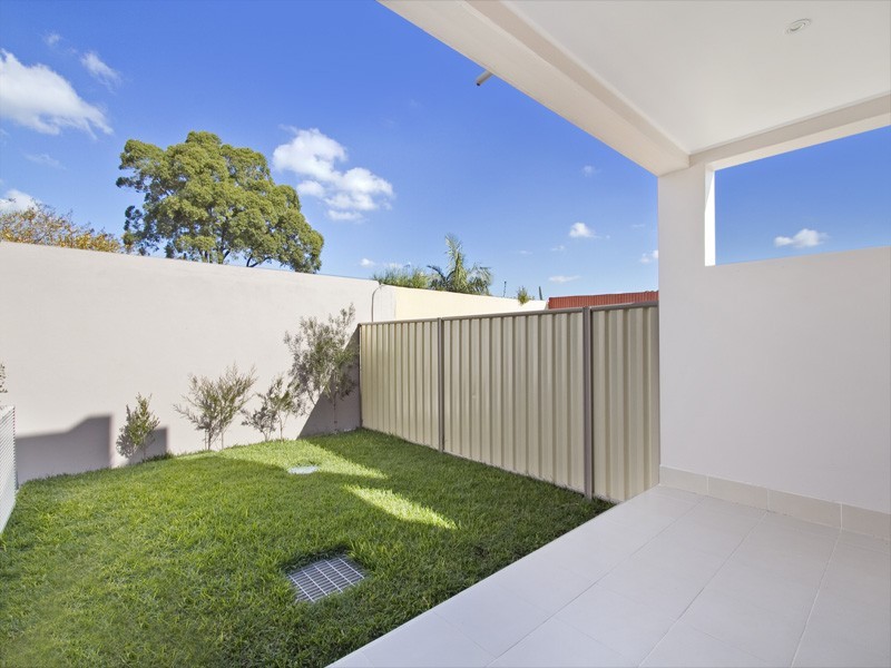 41 Universal Street, Eastlakes NSW 2018