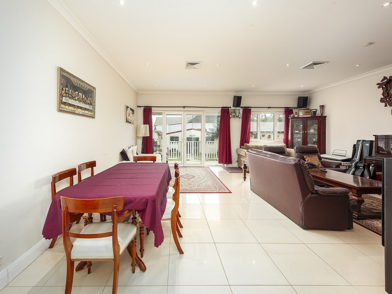 32 McBurney Avenue, Mascot NSW 2020