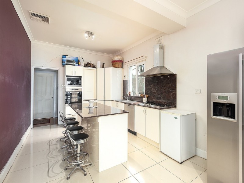 32 McBurney Avenue, Mascot NSW 2020