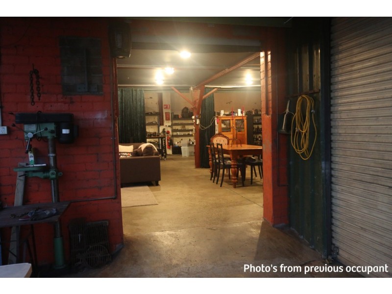 4/8-10 BURROWS ROAD, St Peters NSW 2044