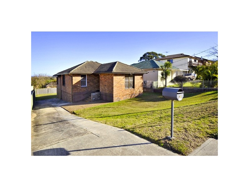 52 Lasseter Avenue, Chifley NSW 2036