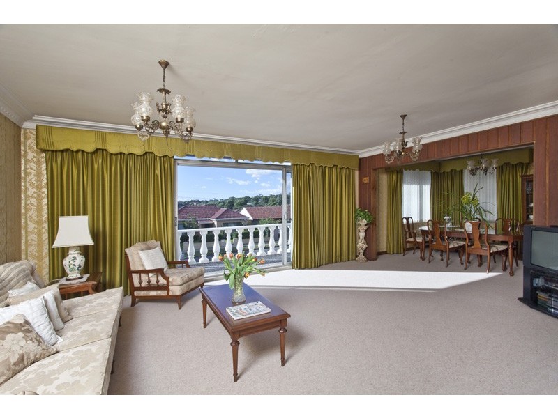 77 Moverly Road, South Coogee NSW 2034