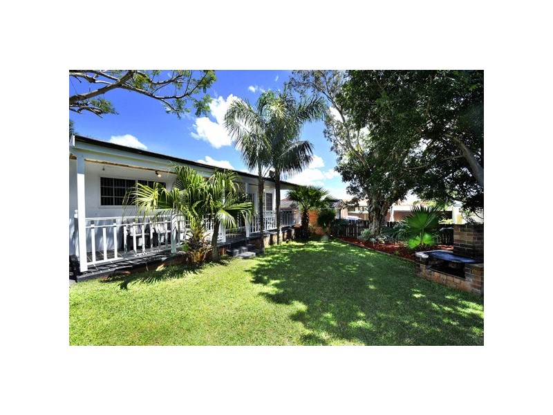 19 Mawson Parade, Chifley NSW 2036