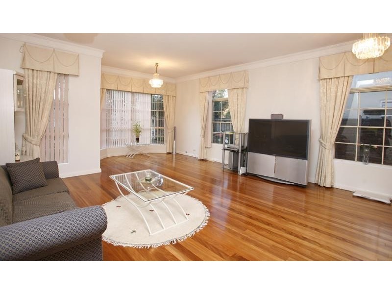 23 Carnegie Circuit, Chifley NSW 2036