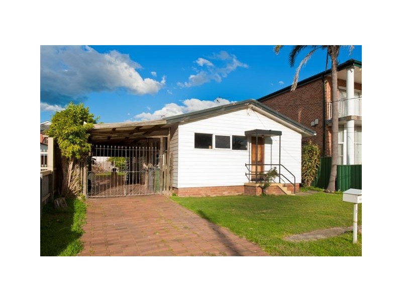 9 Tasman Street, Phillip Bay NSW 2036