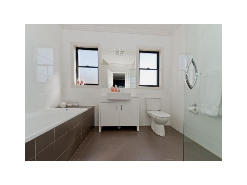 19A  Carnegie Circuit, Chifley NSW 2036