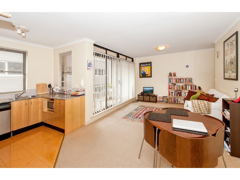 12/173 Cathedral Street, Woolloomooloo NSW 2011