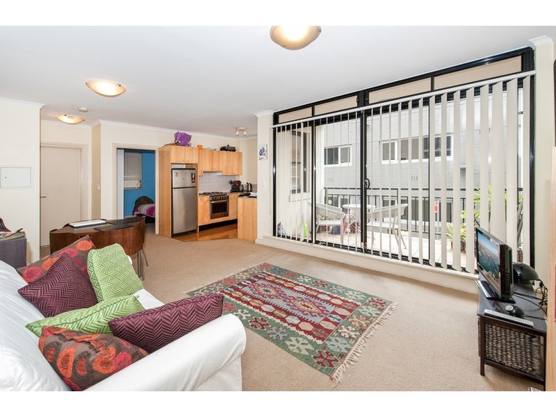 12/173 Cathedral Street, Woolloomooloo NSW 2011