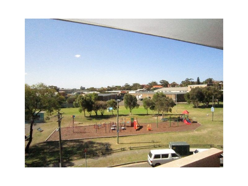 9/16 Grace Campbell Crescent, Hillsdale NSW 2036