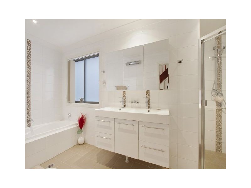 41 Universal Street, Eastlakes NSW 2018