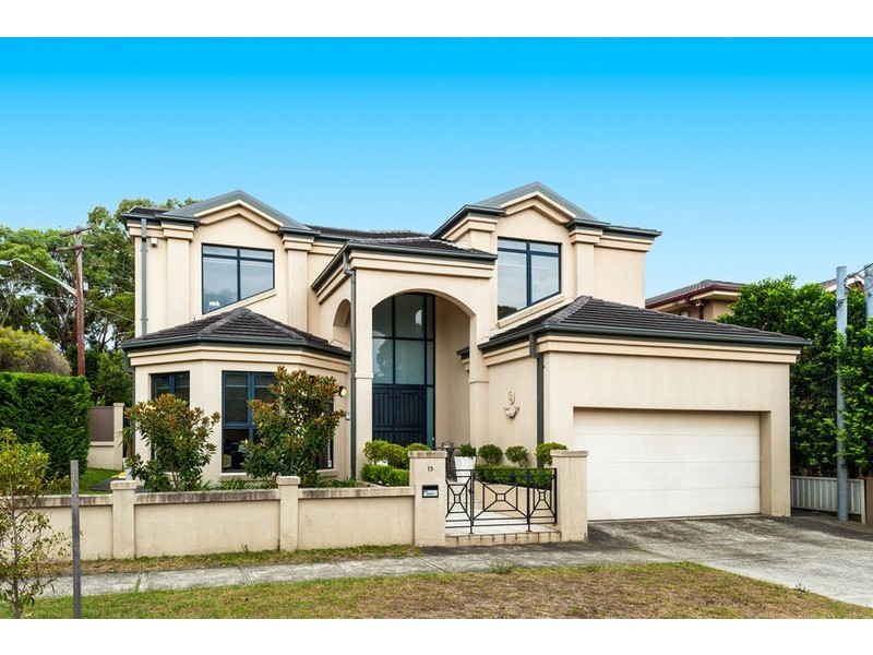 15 Prince Edward Circle, Pagewood NSW 2035
