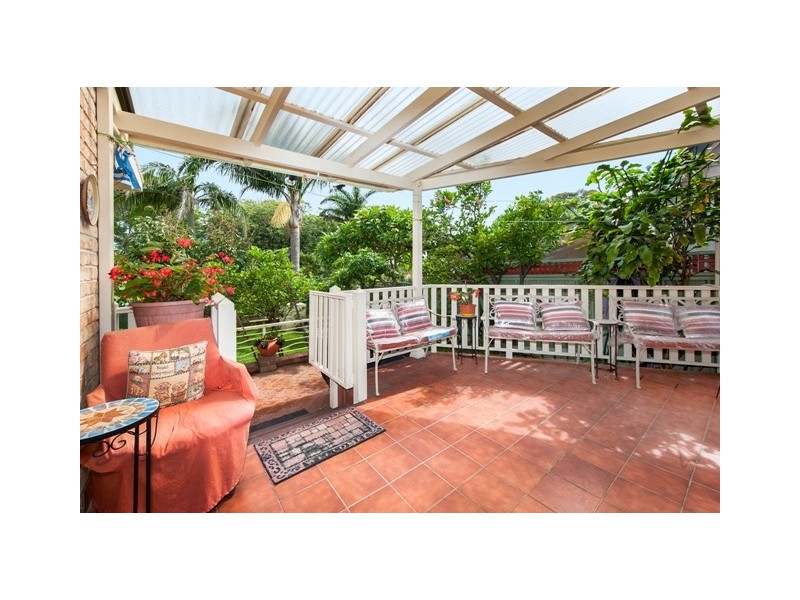 16 Eyre Street, Chifley NSW 2036