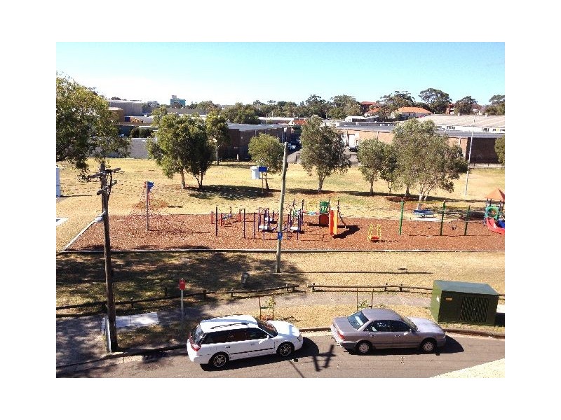 9/16 Grace Campbell Crescent, Hillsdale NSW 2036