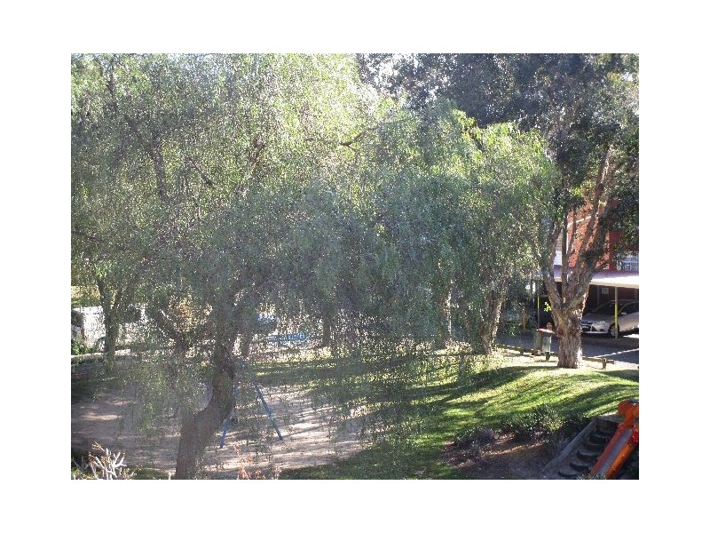 8/1 Gray Crescent, Eastlakes NSW 2018