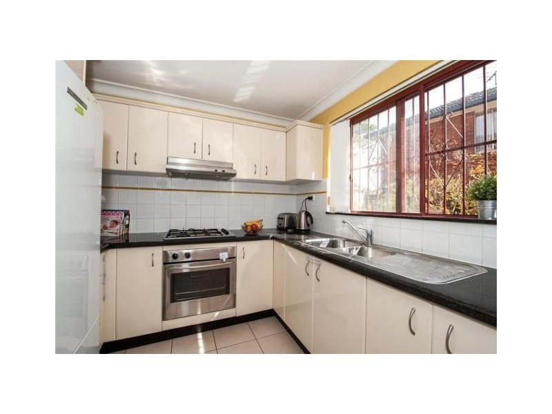 2/69 New Orleans Crescent, Maroubra NSW 2035