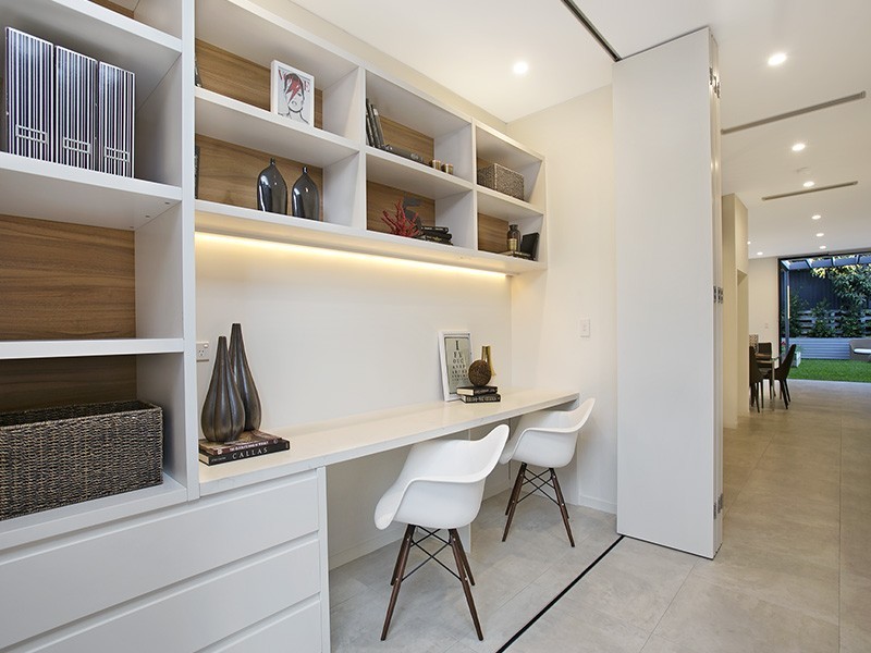 48 Mascot Drive, Eastlakes NSW 2018