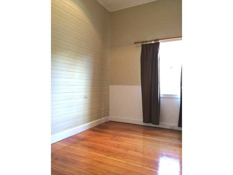 15 Chelmsford Ave, Botany NSW 2019