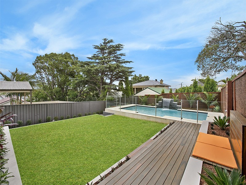 6 Holloway Street, Pagewood NSW 2035