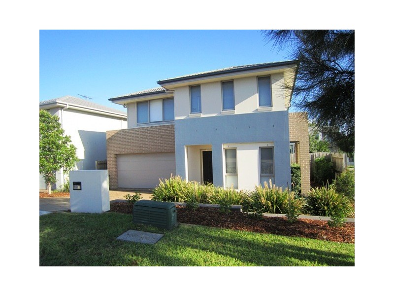 8 Cove Circuit, Little Bay NSW 2036