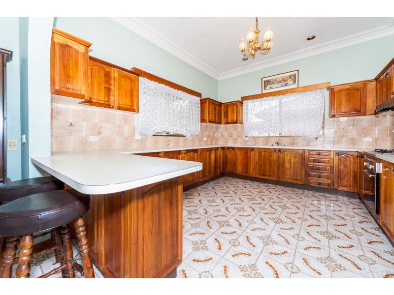 27 Wark Avenue, Pagewood NSW 2035