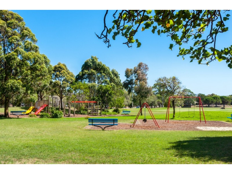 27 Wark Avenue, Pagewood NSW 2035