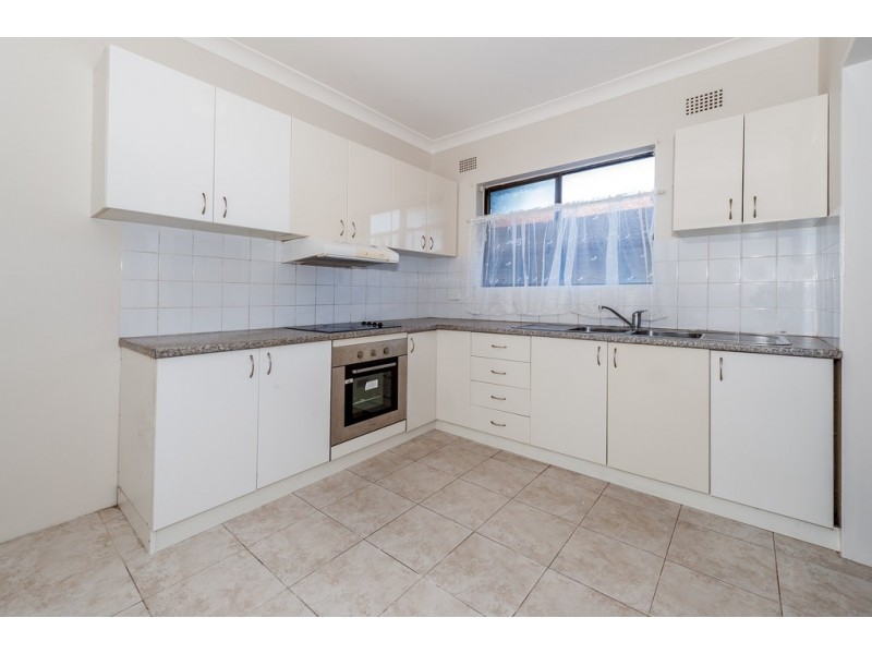 8/24 Glen Street, Marrickville NSW 2204