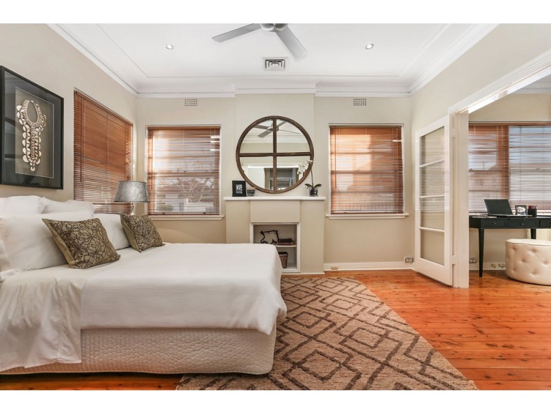 8 Wark Avenue, Pagewood NSW 2035