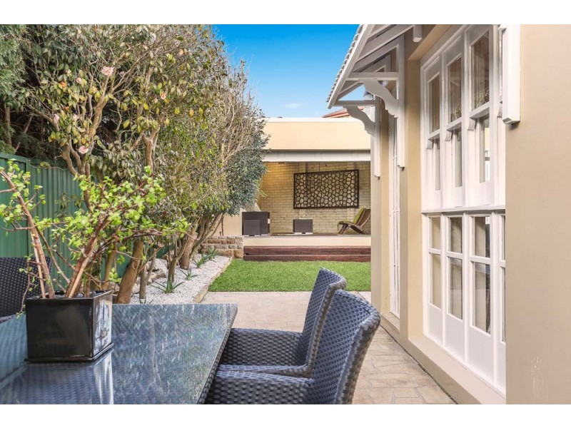 8 Wark Avenue, Pagewood NSW 2035