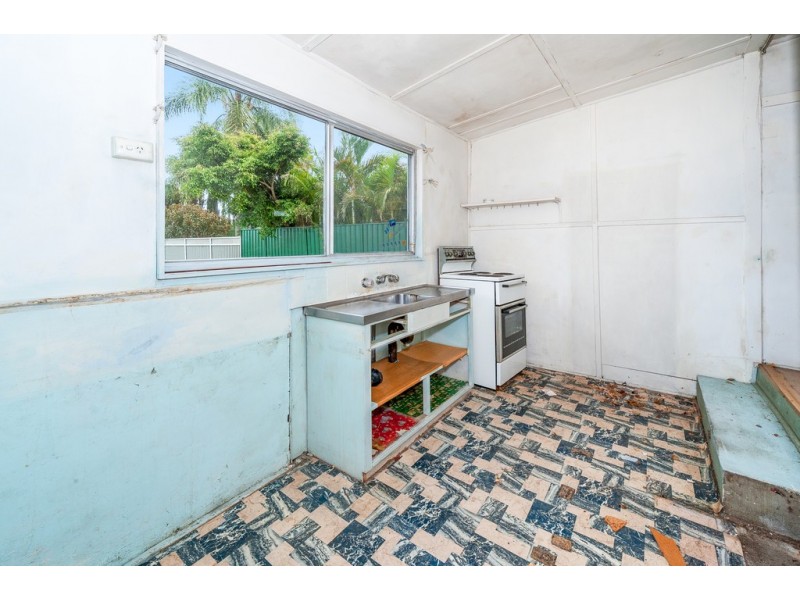 203 Franklin Street, Chifley NSW 2036