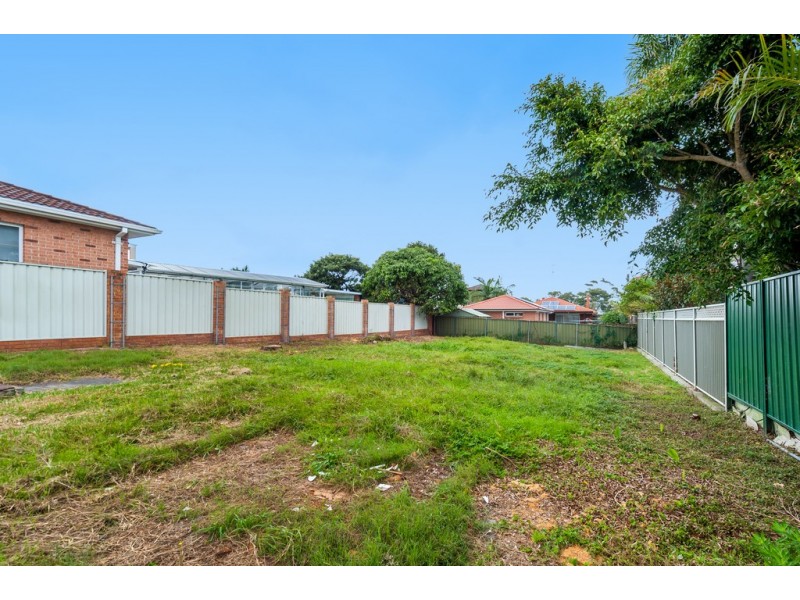 203 Franklin Street, Chifley NSW 2036