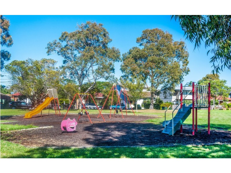 22 Monash Gardens, Pagewood NSW 2035