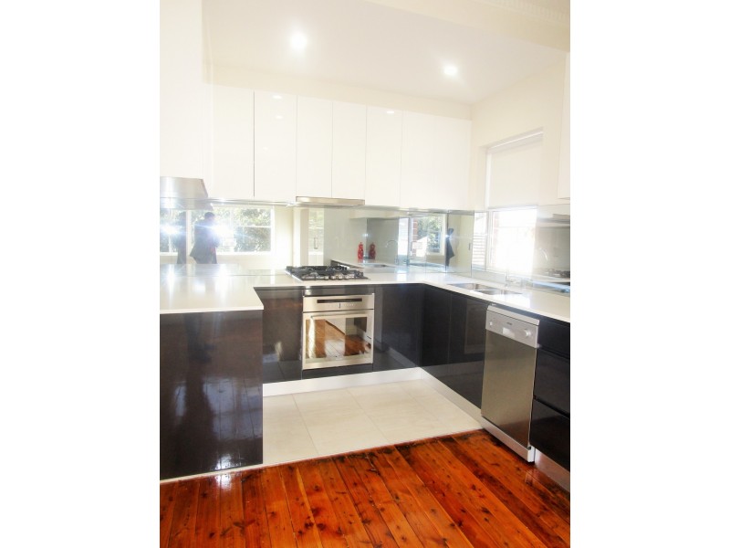 2/34 Flower Street, Maroubra NSW 2035