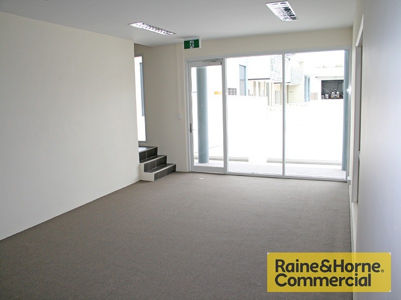 14/50 Parker Court, Pinkenba QLD 4008