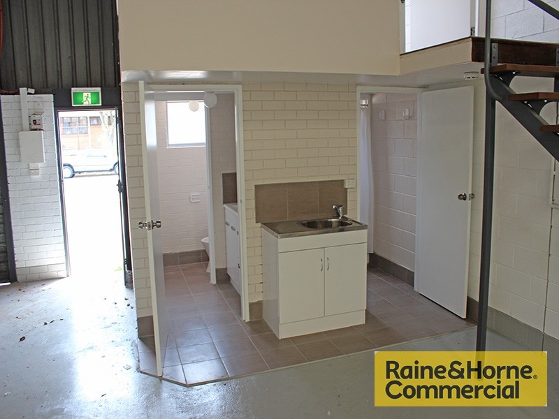 2/4 Lathe Street, Virginia QLD 4014