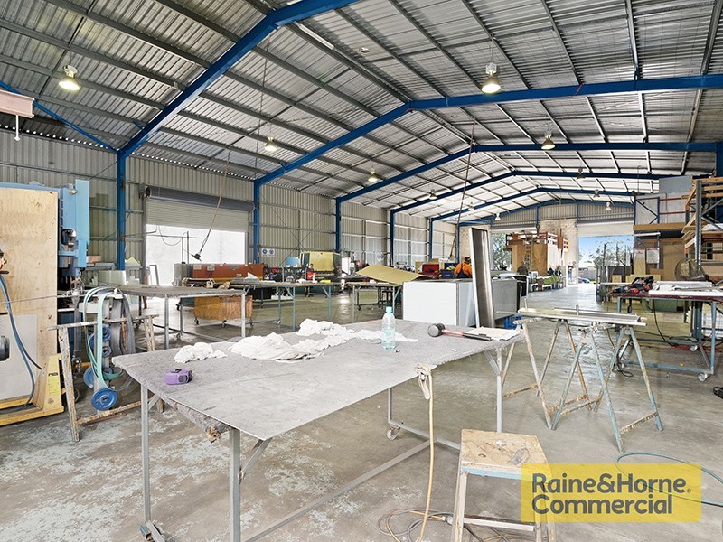 353 MacDonnell Road, Clontarf QLD 4019