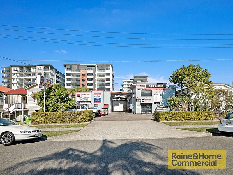 15 Wood Street, Nundah QLD 4012