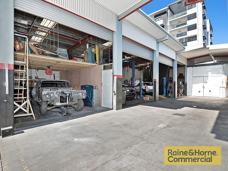 15 Wood Street, Nundah QLD 4012