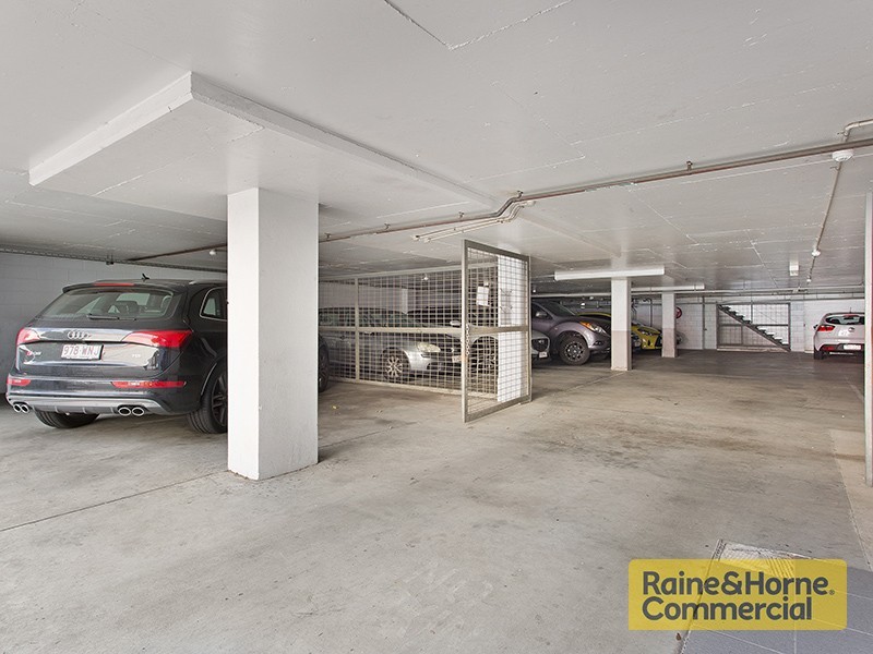2/27 Black Street, Milton QLD 4064