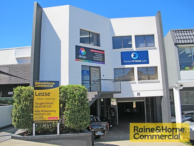 16 Douglas Street, Milton QLD 4064